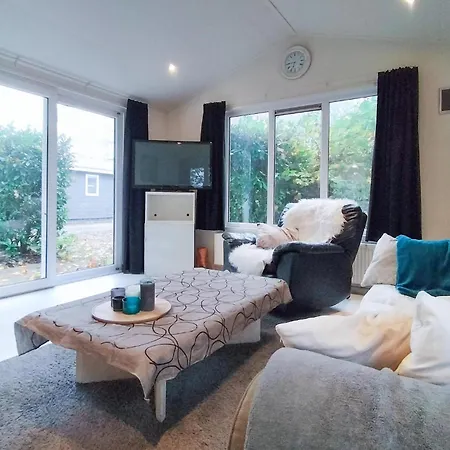 Holiday home Amazing In With Kitchen *